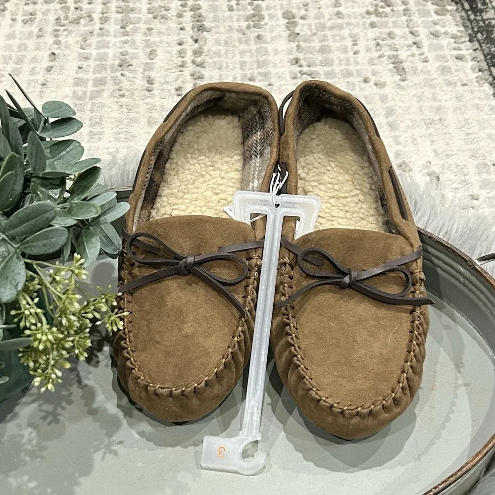 Cat & Jack Brown Boys' Lionel Moccasin Slippers‎ Youth Size 3 NEW